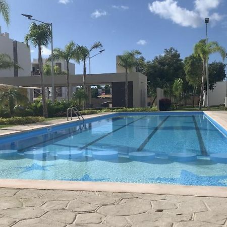 Yellowsub Apartments Cancún Kültér fotó
