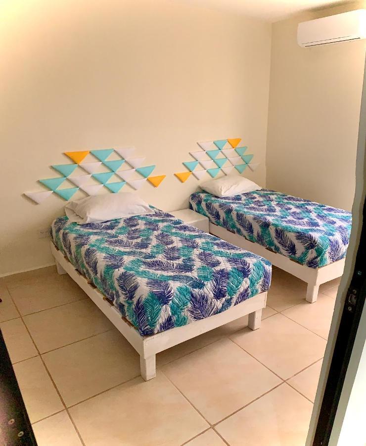 Yellowsub Apartments Cancún Kültér fotó